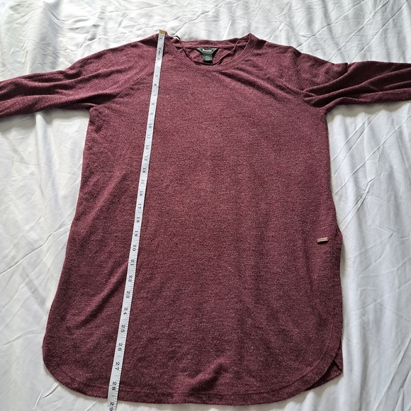 Roots | Red burgundy simple plain crew neck women's sweater - Picture 10 of 11